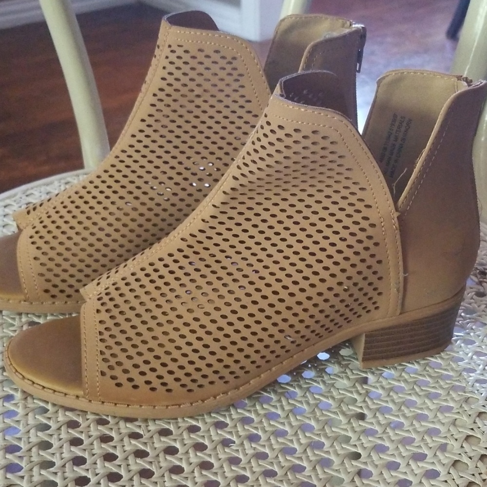 Sugar Shoes